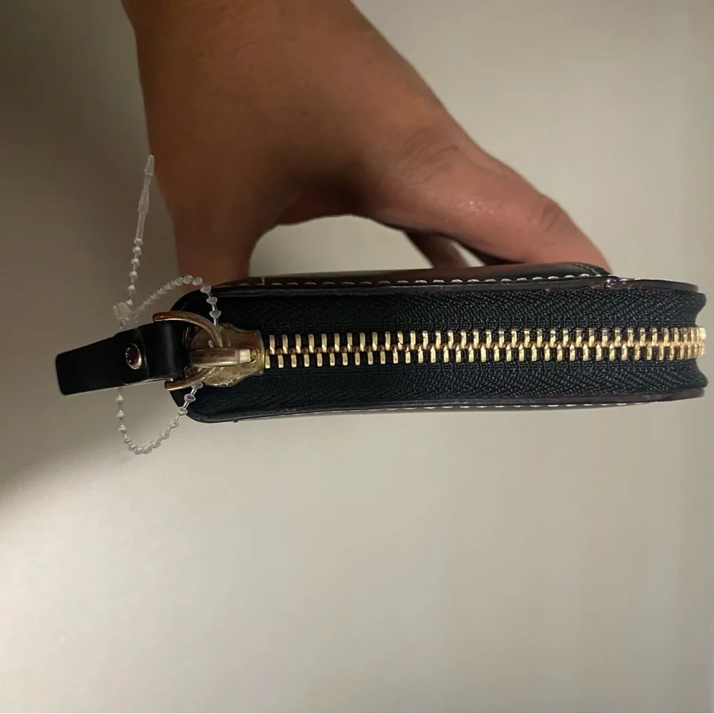 Like New/EUC Kate Spade Mercer Street Lacey Zip Around Wallet in Black
